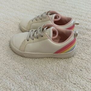 Carter’s rainbow sneakers kids toddler size 8